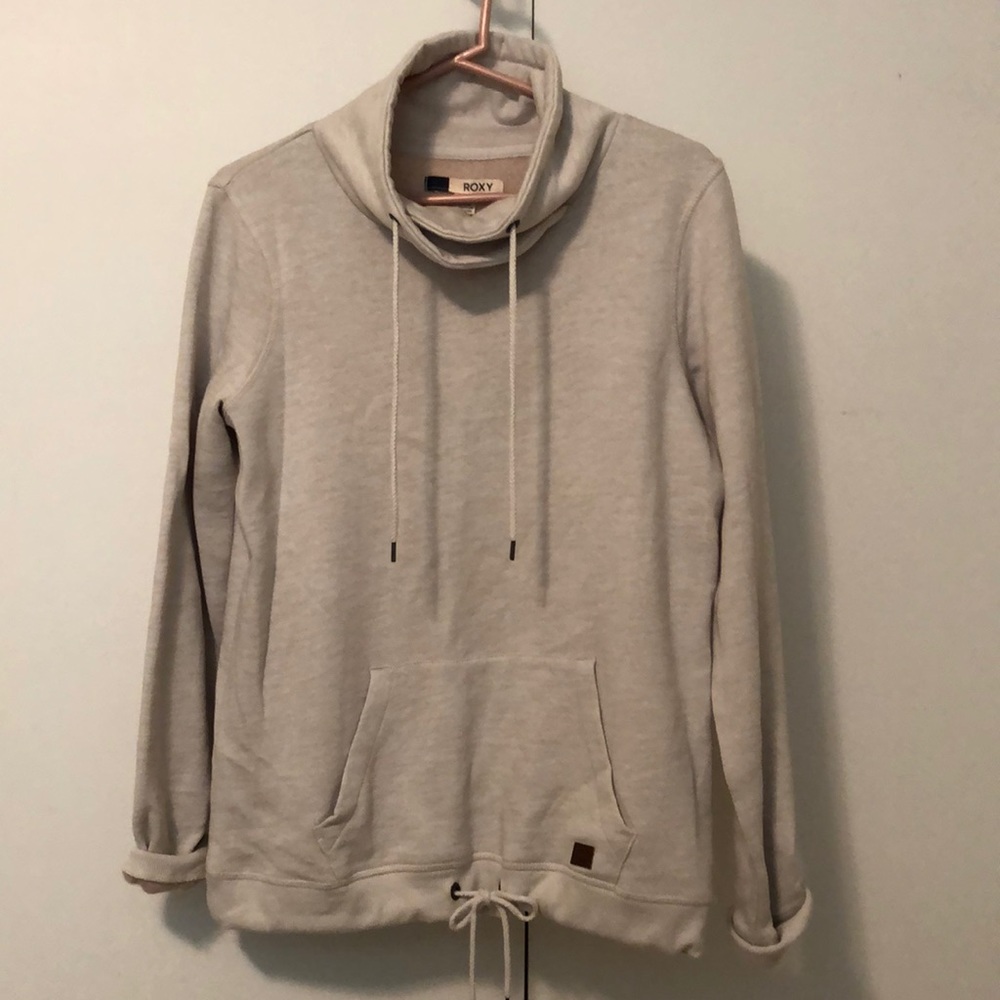 Roxy sweatshirt. Like new.